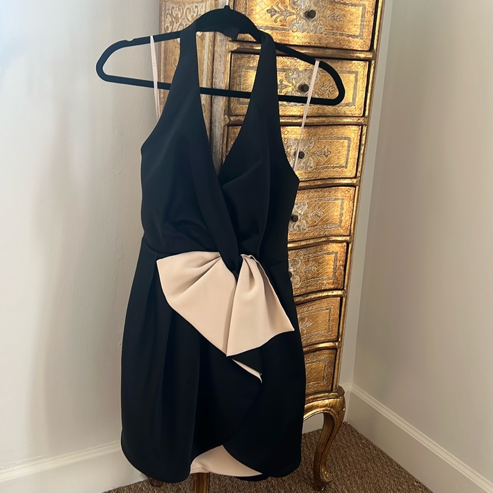 Halston Heritage black halter dress size 4